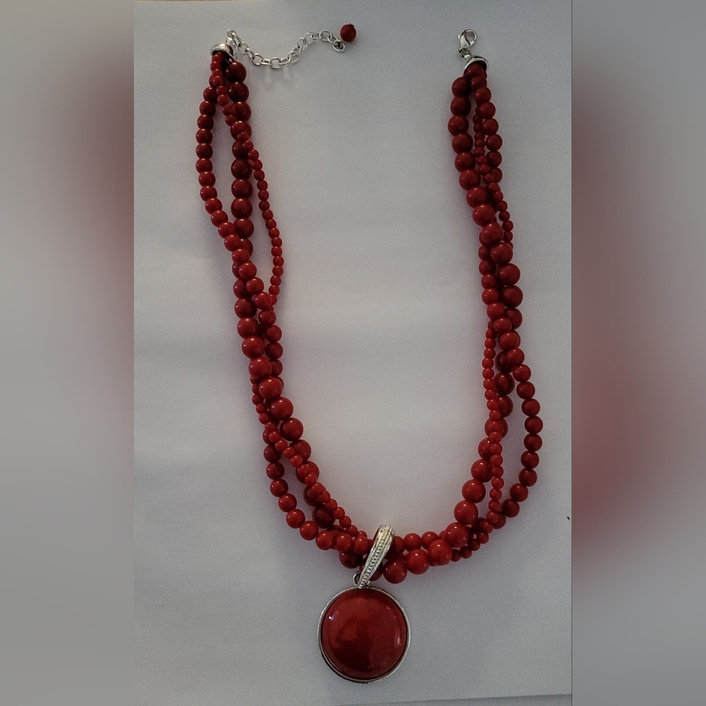 Chic Red Beaded Necklace with Pendant